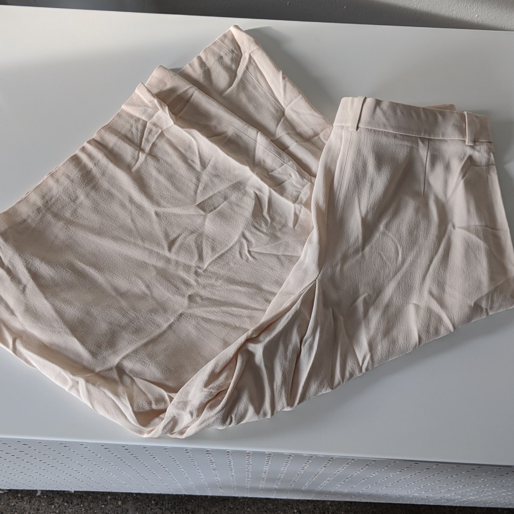 Shell White Theory Skirt Trouser